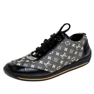 Authentic Louis Vuitton Sneakers - 0045